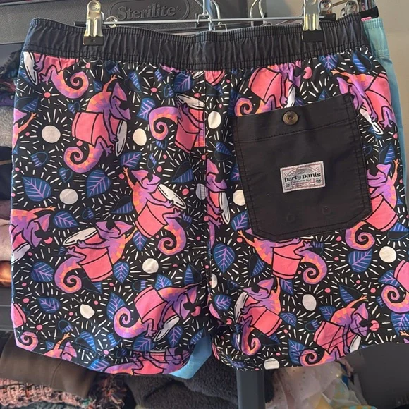 MENS PARTY PANTS KARMA CHAMELEON BLACK SWIM SHORTS SIZE SMALL - Picture 7 of 7